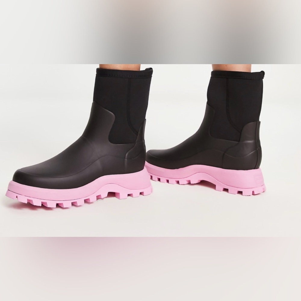 Hunter City Explorer Short Black/Pink Neoprene/Rubber Rain Boots 6US